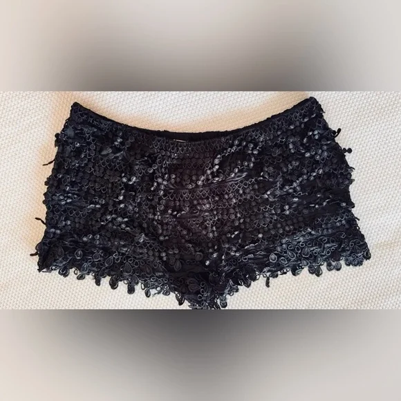 RAGA 10” Black Lace Shorts - Picture 3 of 14